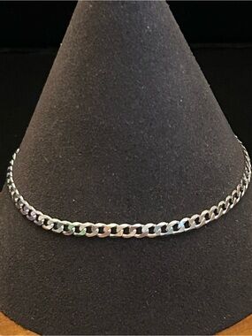 Classic Sterling Silver 2mm Cuban Link 7 Inch Bracelet with Lobster Claw Clasp